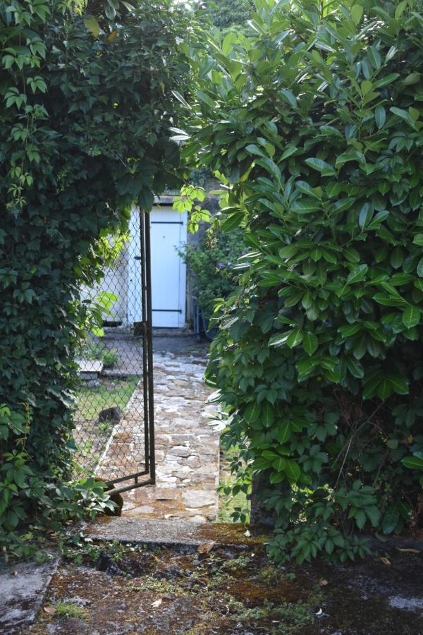 L'Arc En Ciel Bed & Breakfast Bleurville Exterior photo